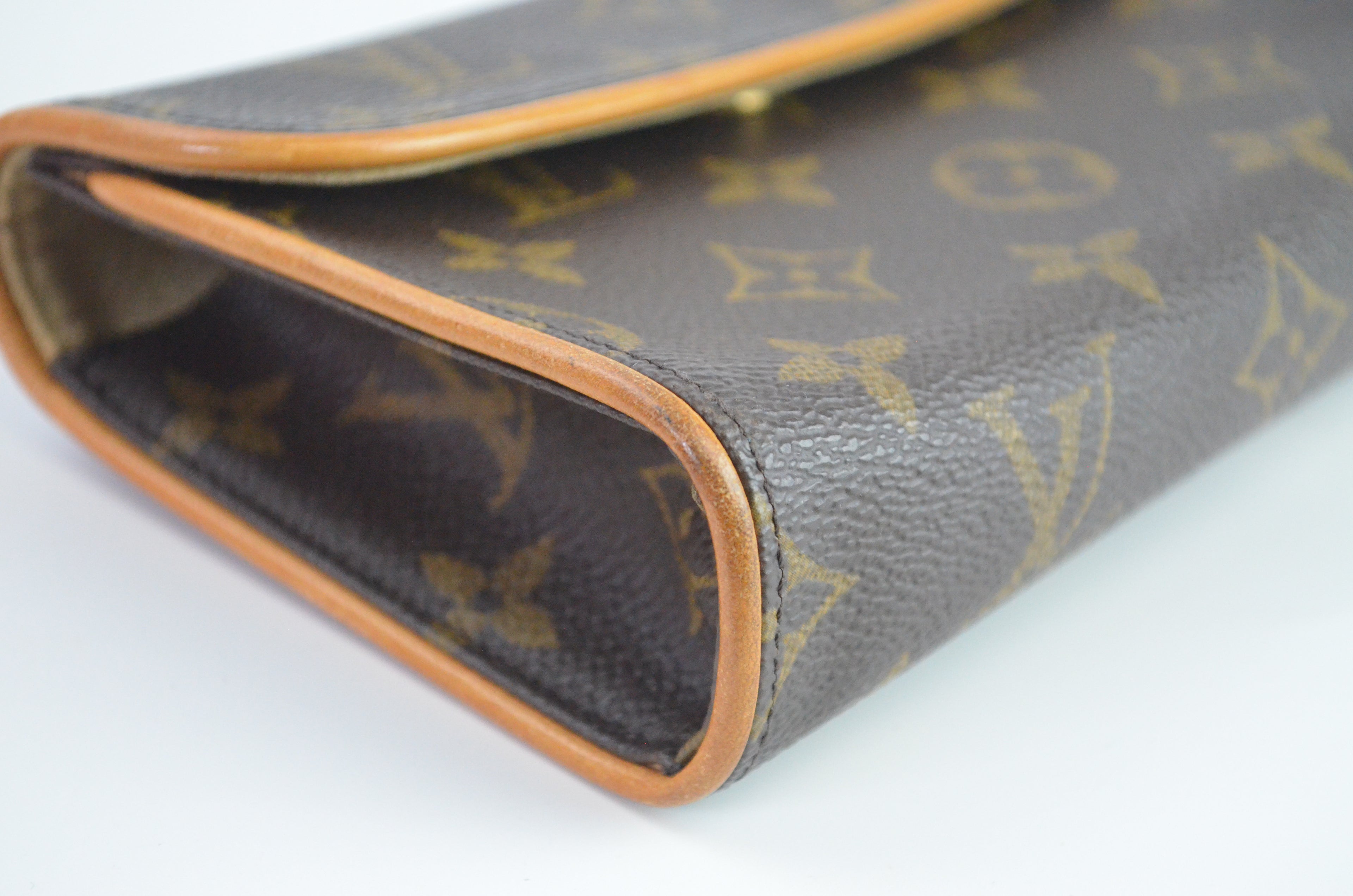 Louis Vuitton Pochette Florentine
