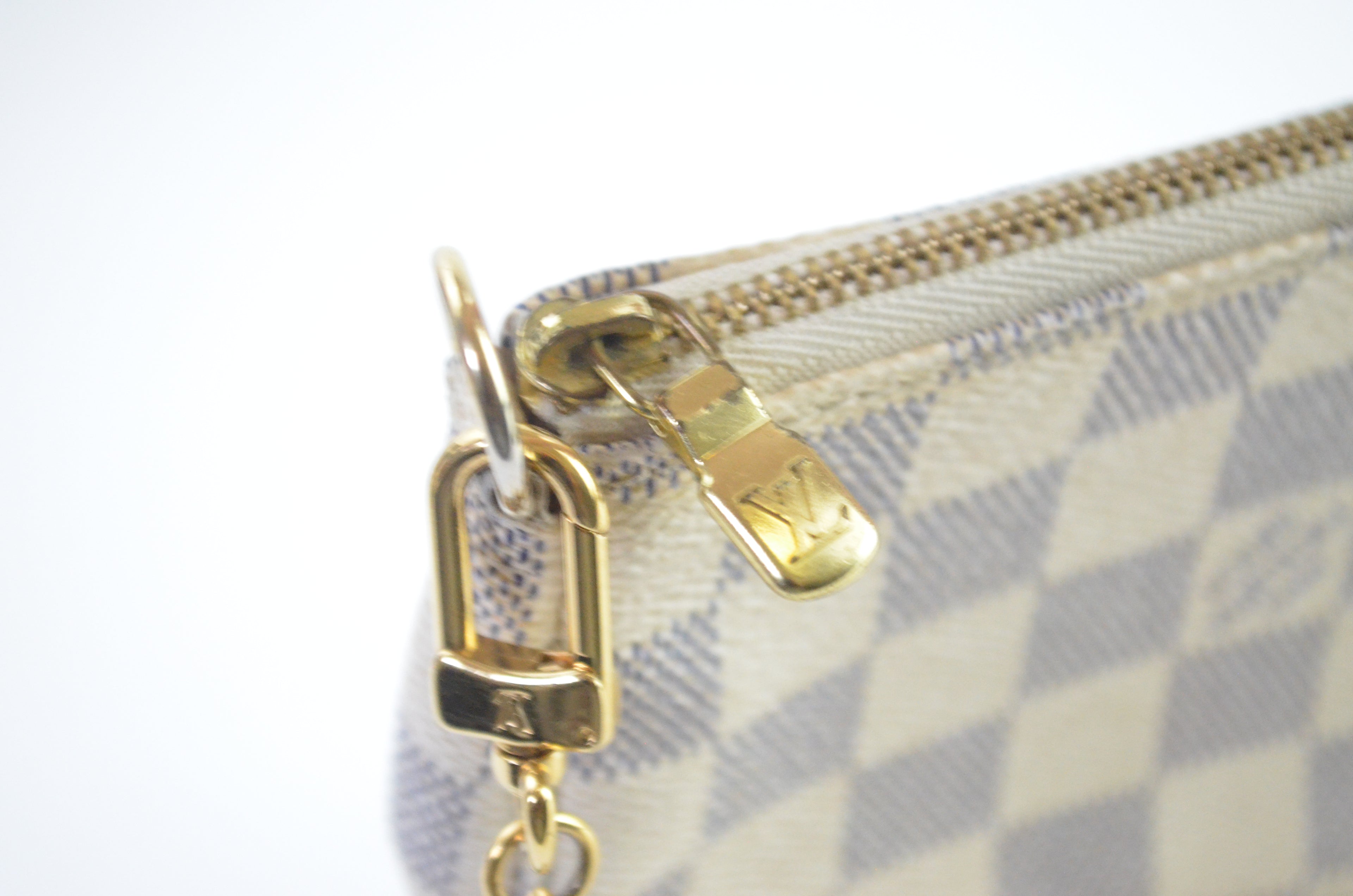 Louis Vuitton Mini Pochette Accessoires