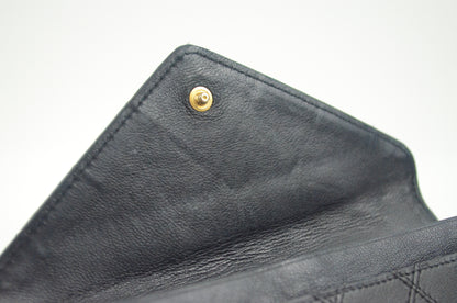 Chanel Wallet on Chain