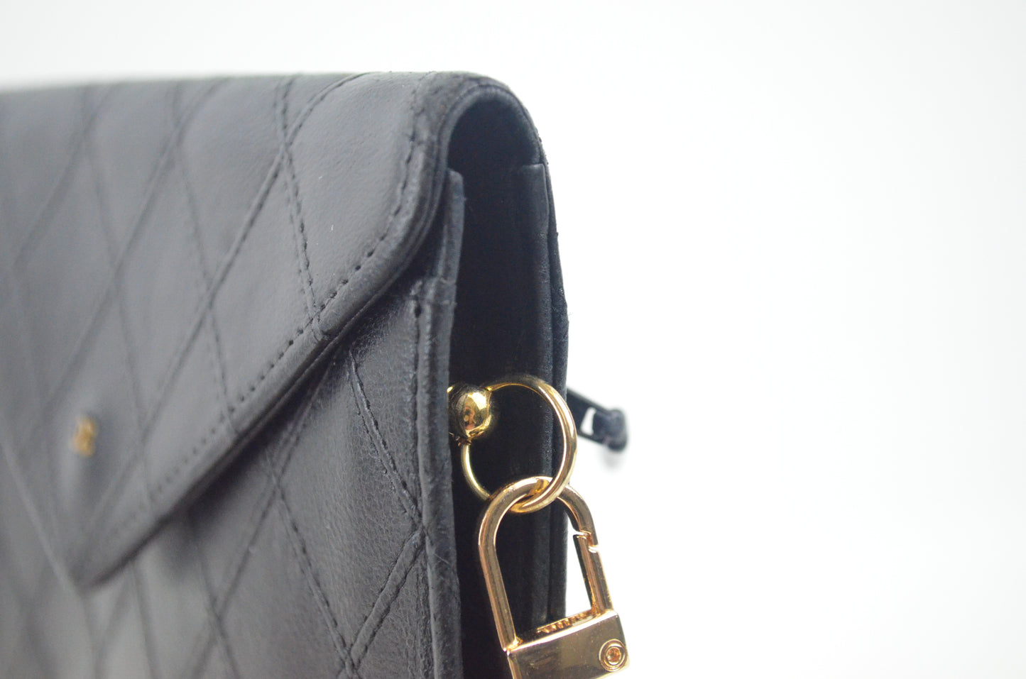 Chanel Wallet on Chain
