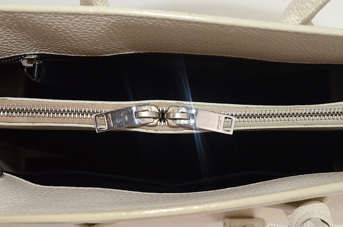 Saint Laurent Sac de Jour Handtasche Weiß