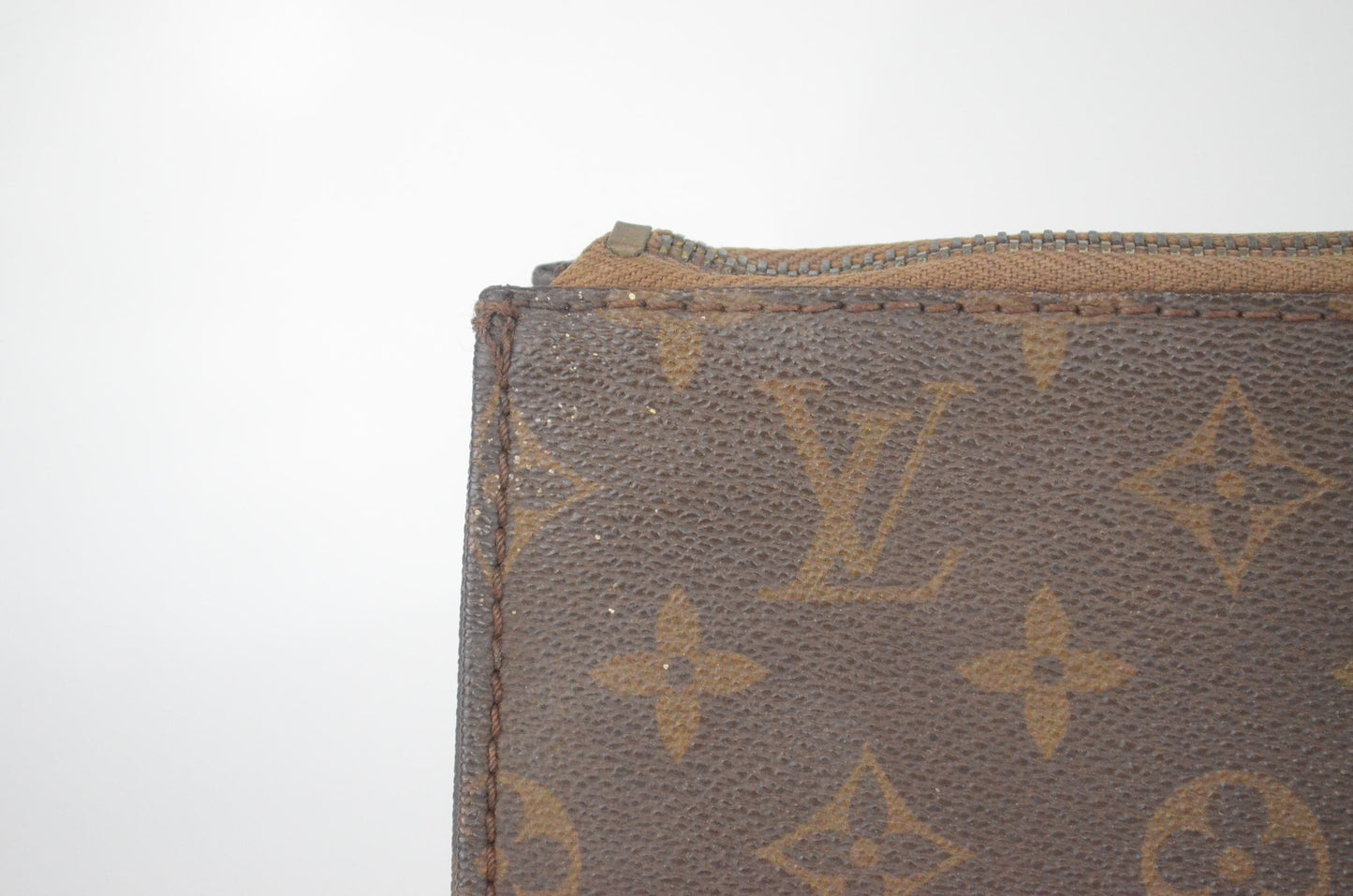 Louis Vuitton Sac Triangle
