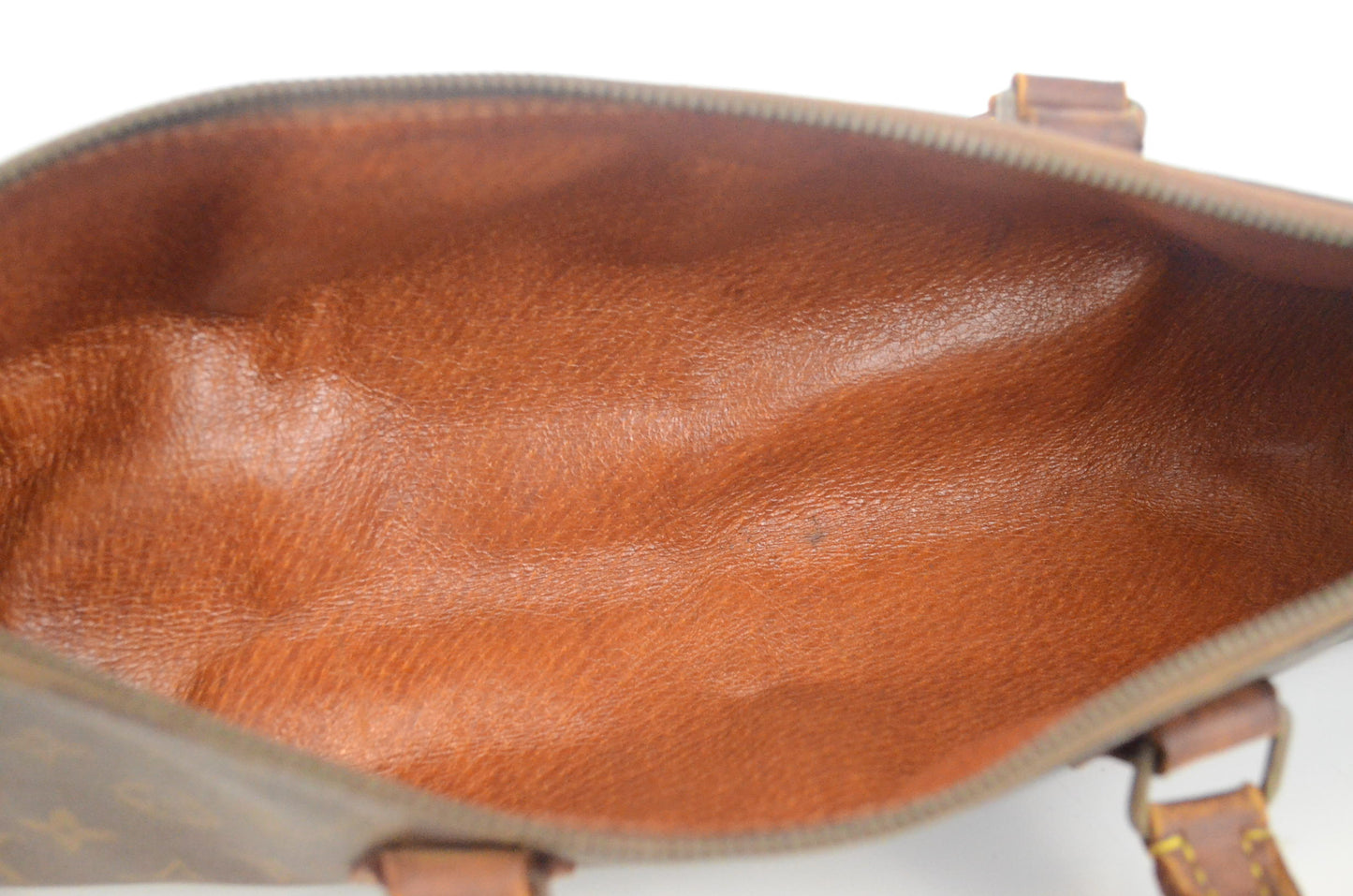 Louis Vuitton Sac Triangle