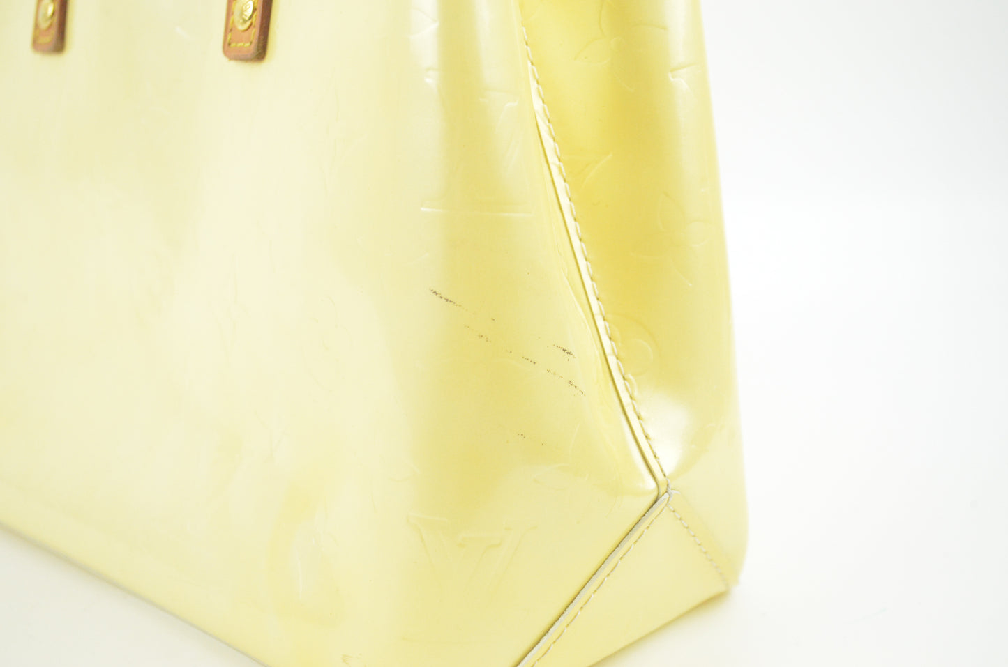 Louis Vuitton Vernis Reade