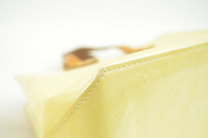 Louis Vuitton Vernis Reade