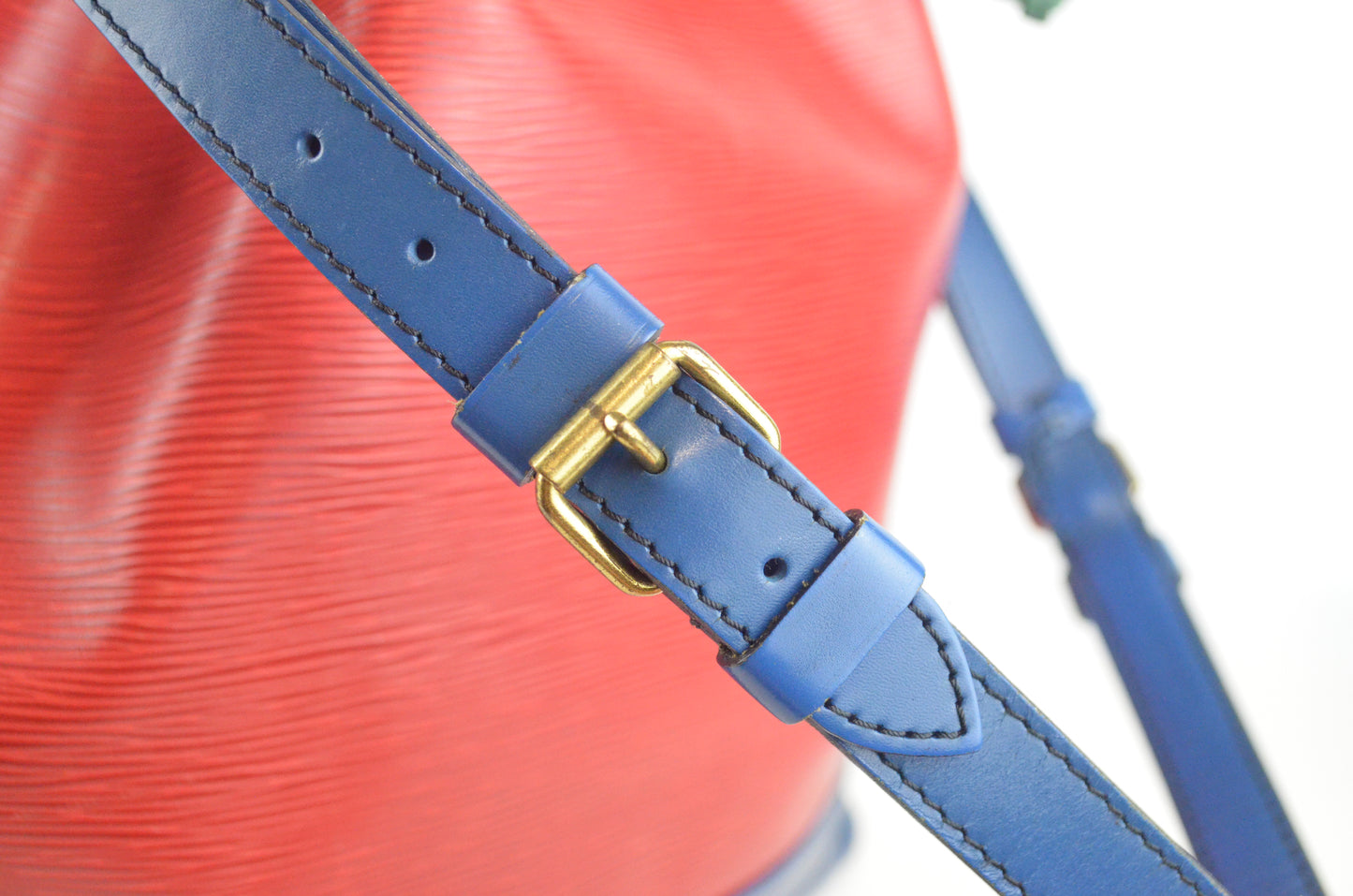 Louis Vuitton Noé Epi Leder