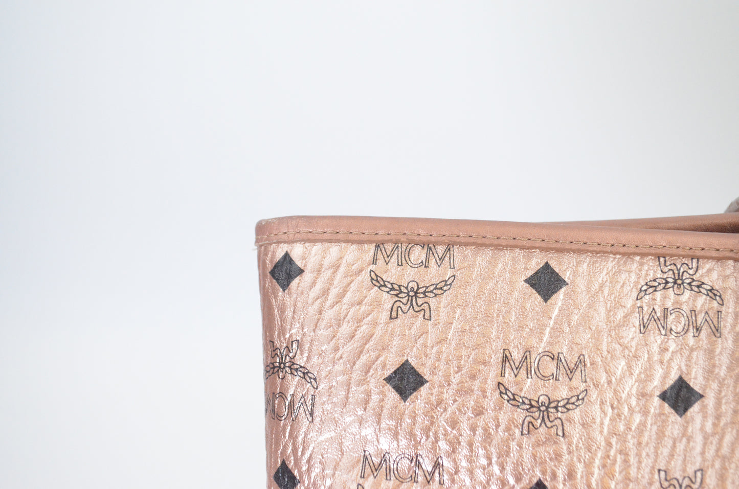 MCM Anya Shopper Roségold