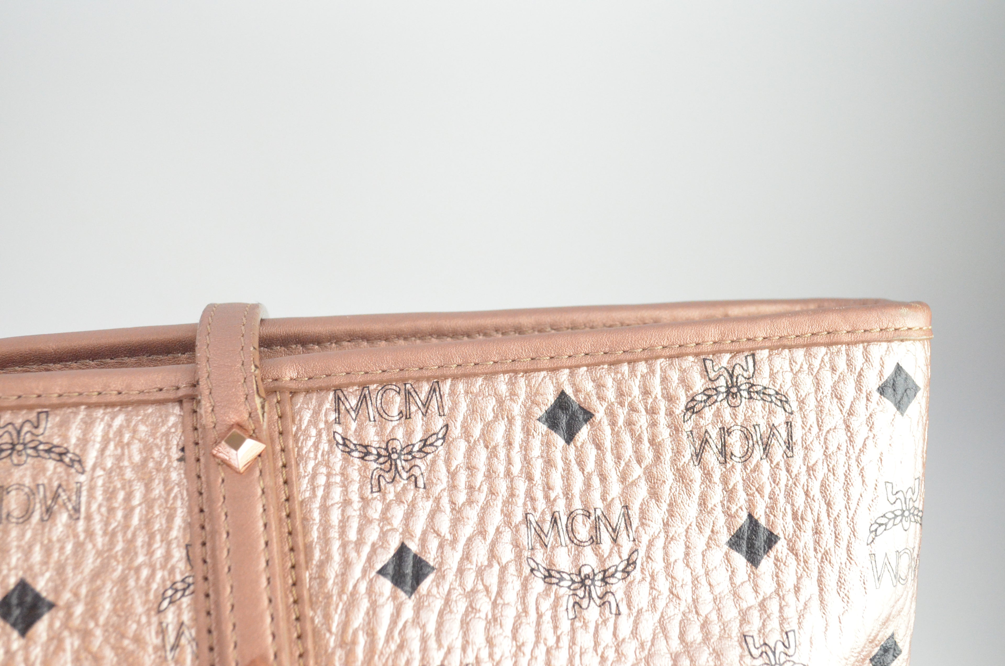 MCM Anya Shopper Roségold