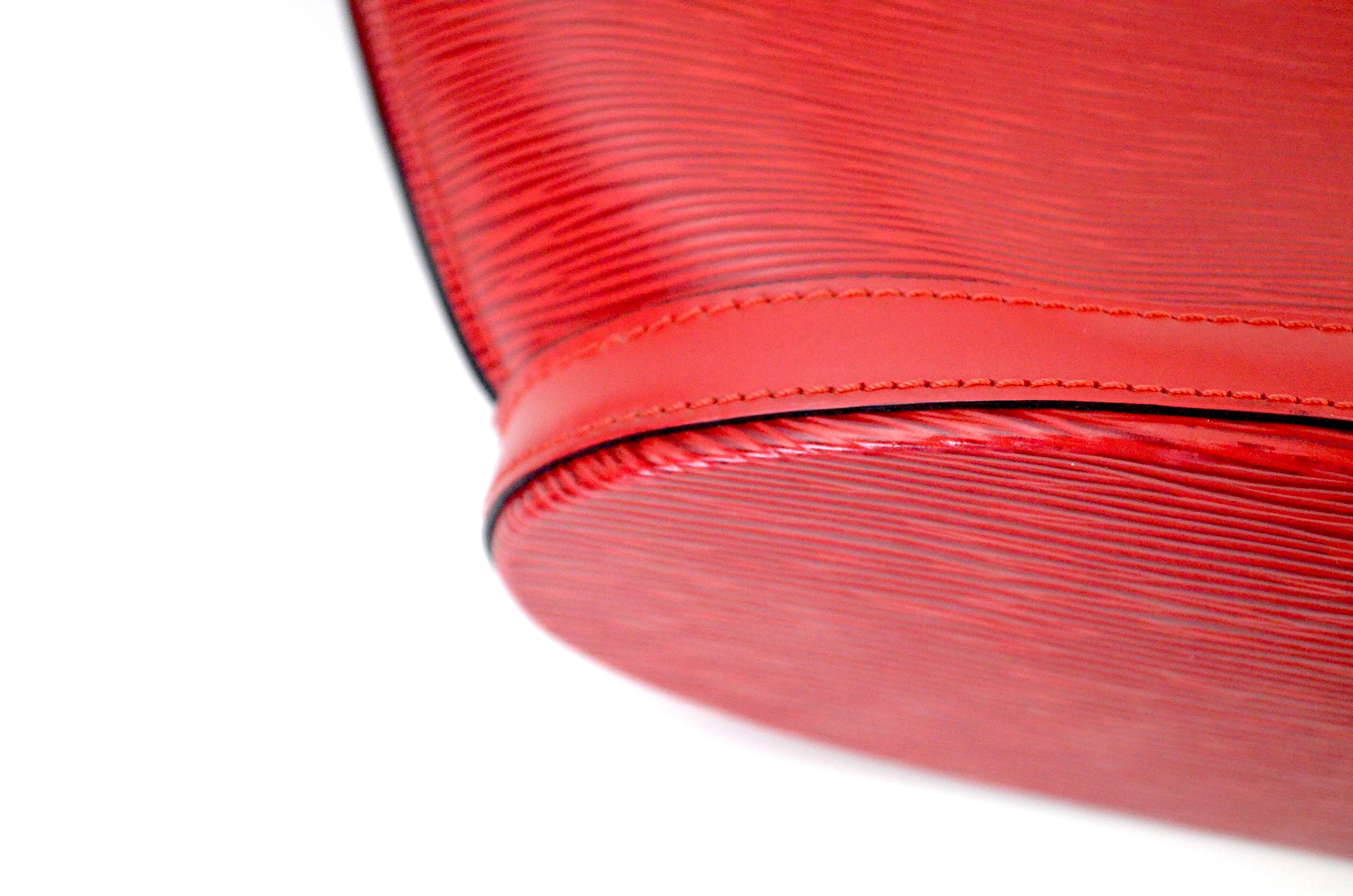 Louis Vuitton Saint Jacques Schultertasche Epi Leder Rot
