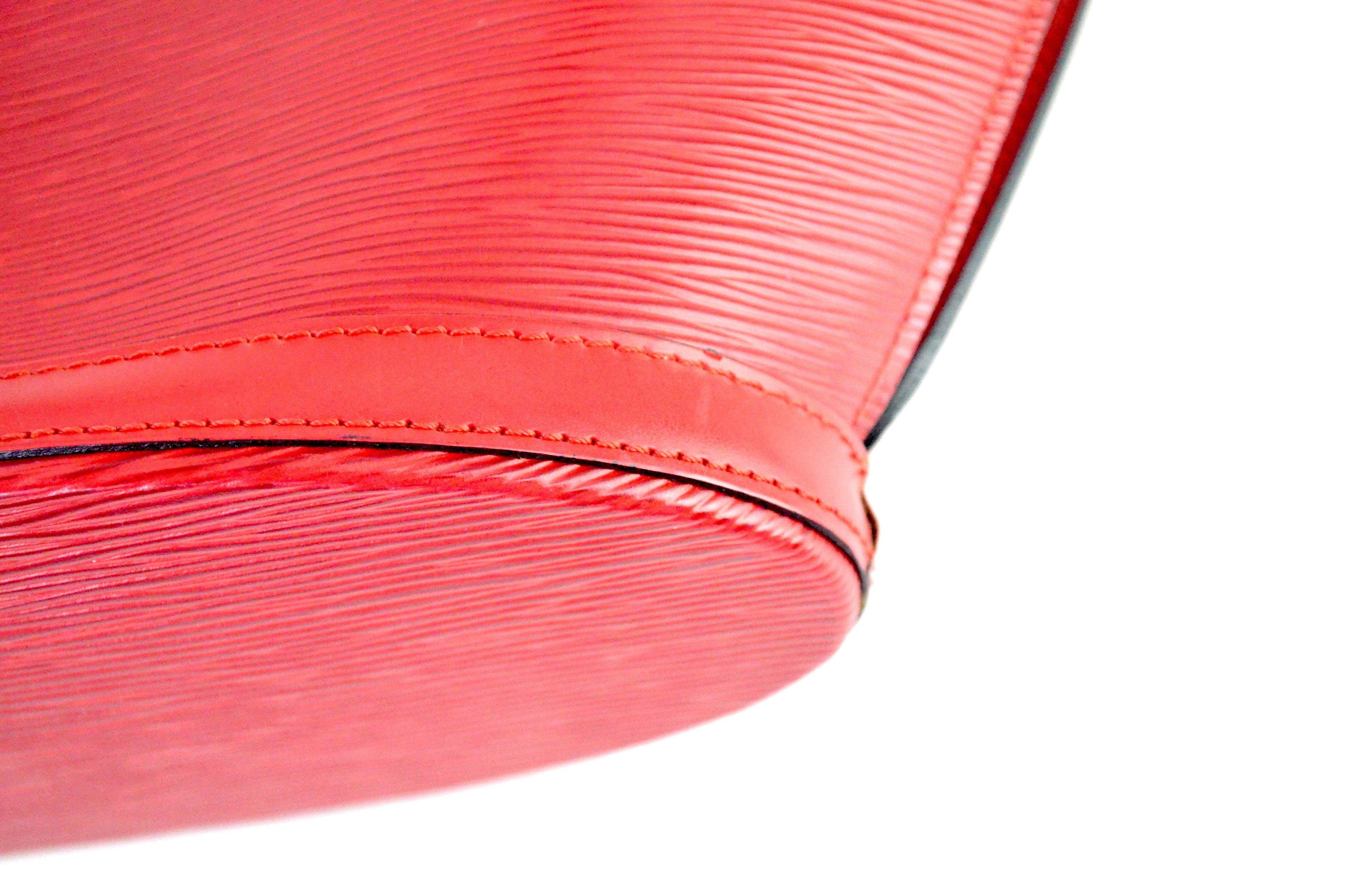 Louis Vuitton Saint Jacques Schultertasche Epi Leder Rot