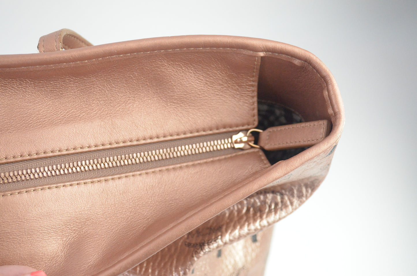 MCM Anya Shopper Roségold