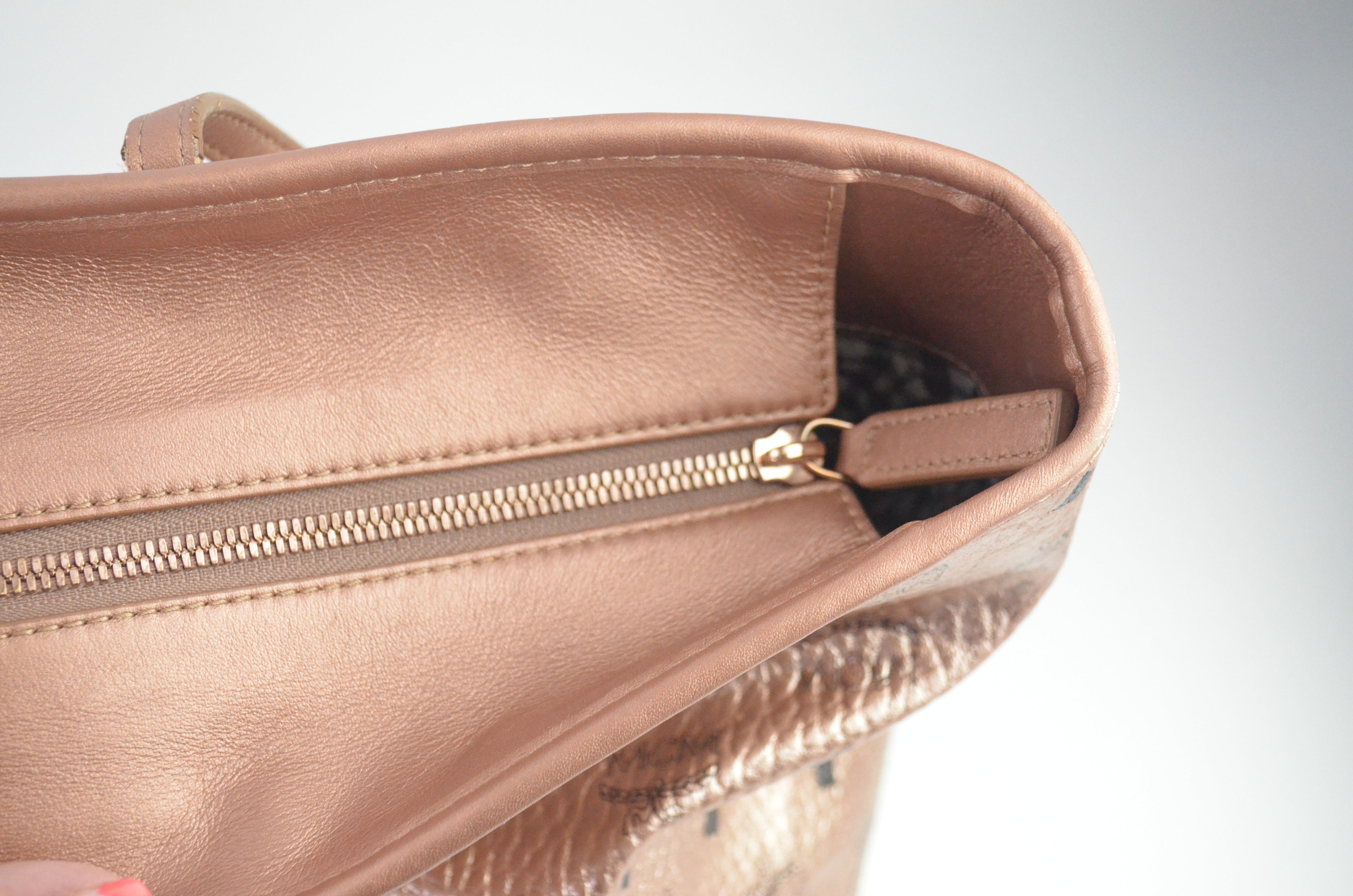 MCM Anya Shopper Roségold
