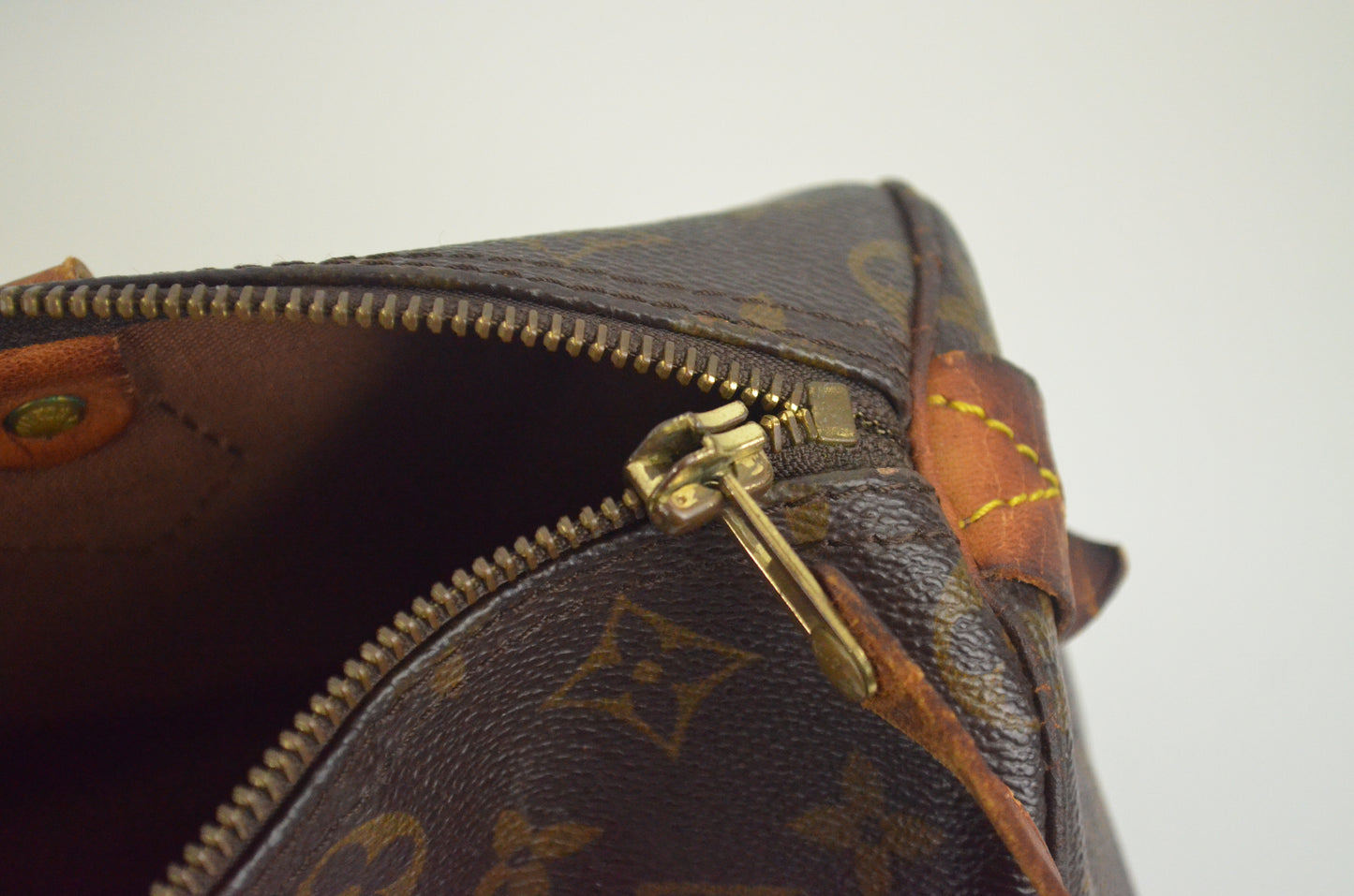 Louis Vuitton Speedy 30