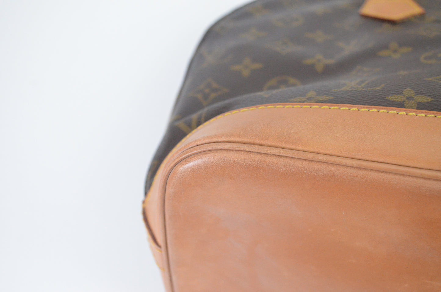 Louis Vuitton Alma
