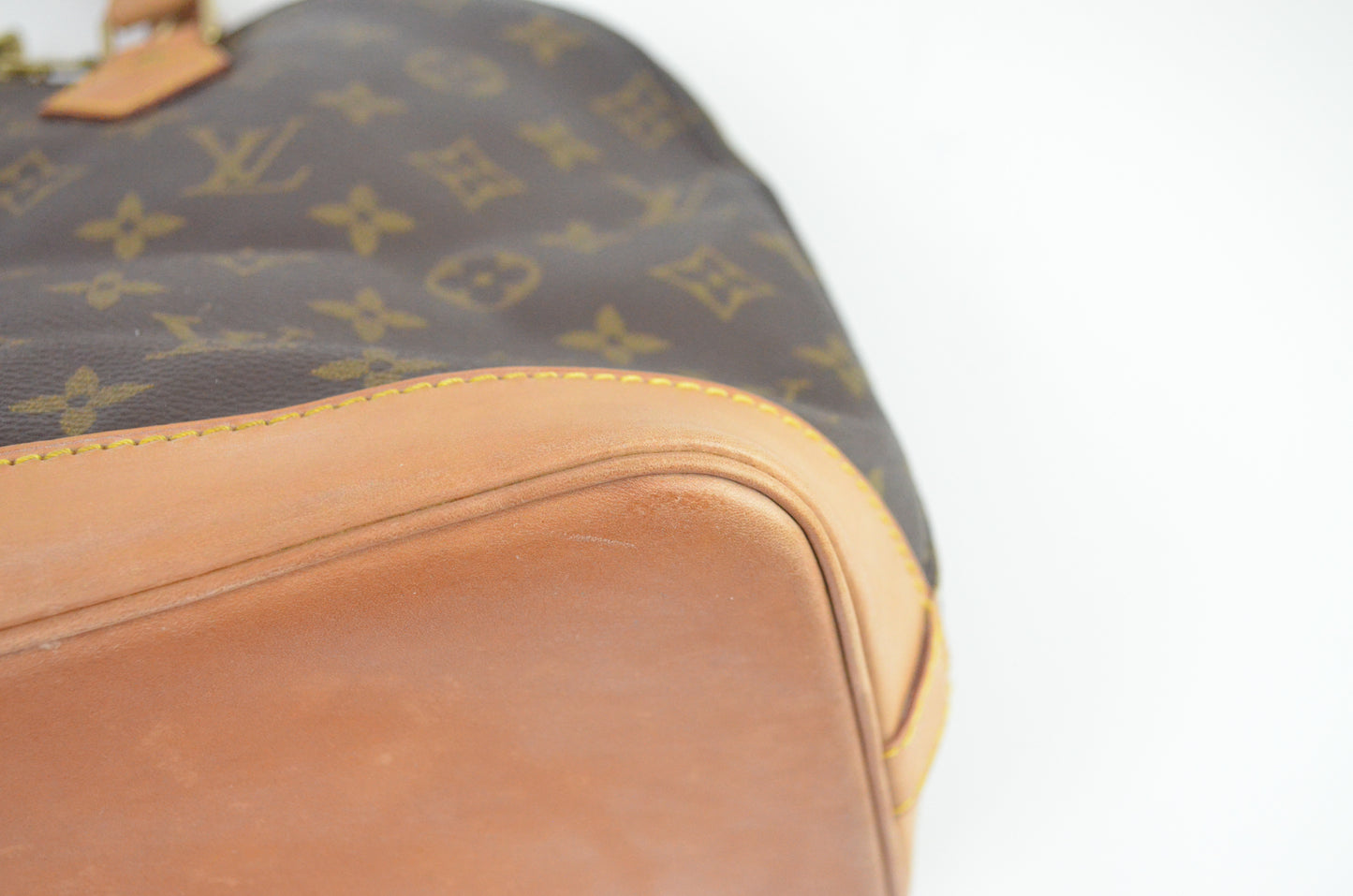 Louis Vuitton Alma