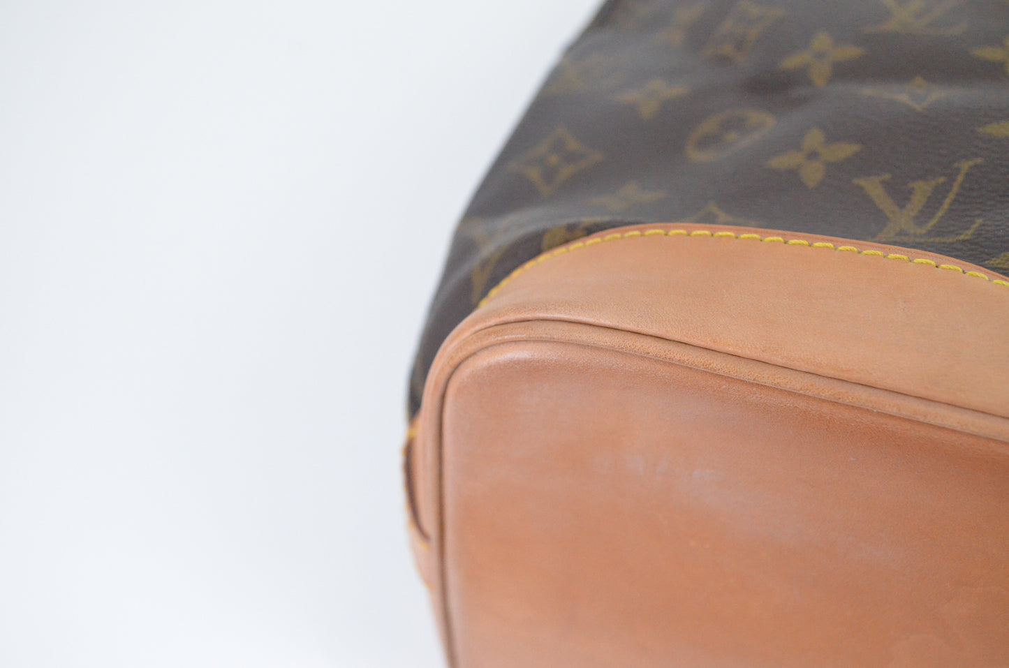 Louis Vuitton Alma