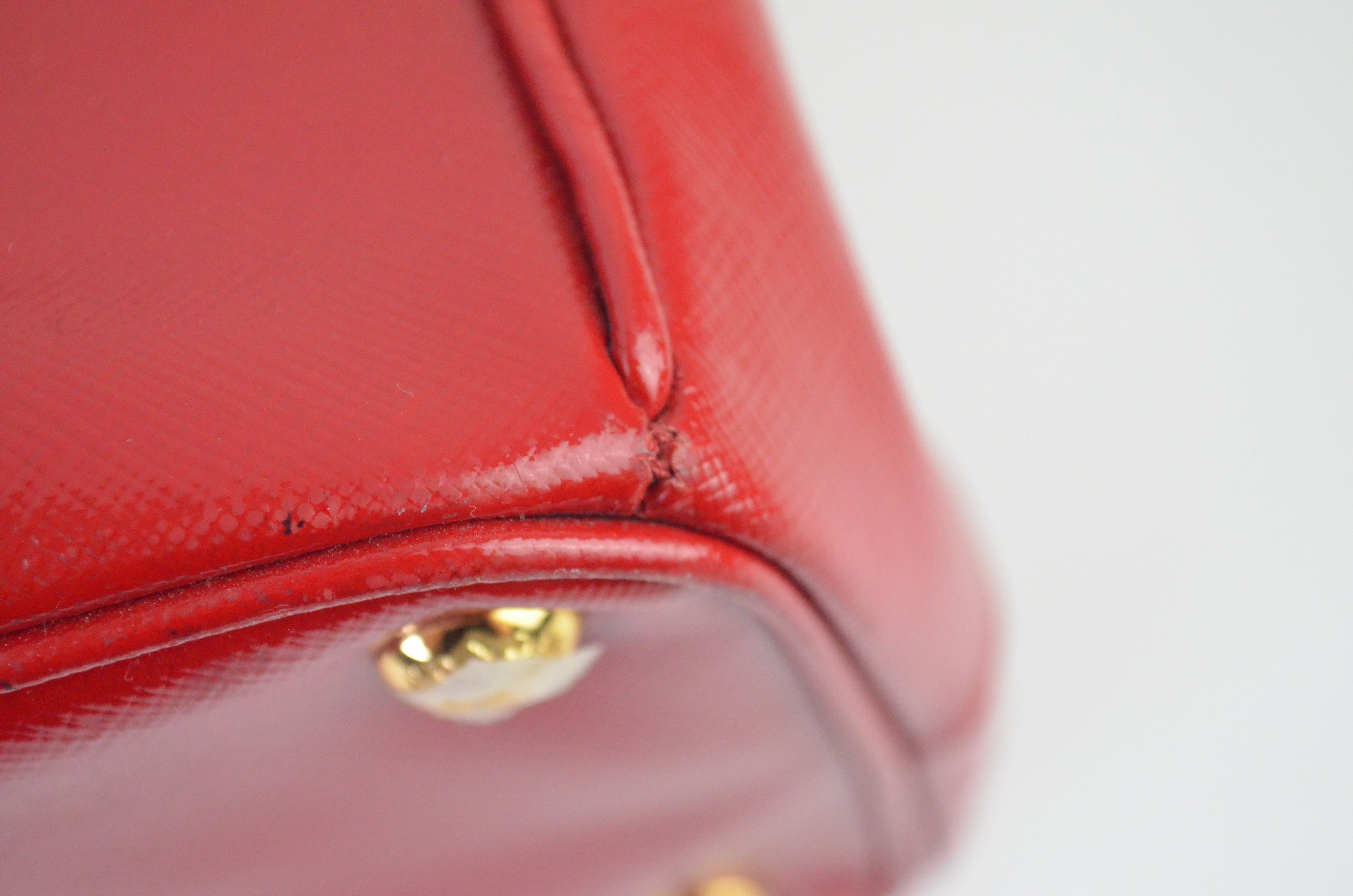 Prada Galleria Saffiano Leder