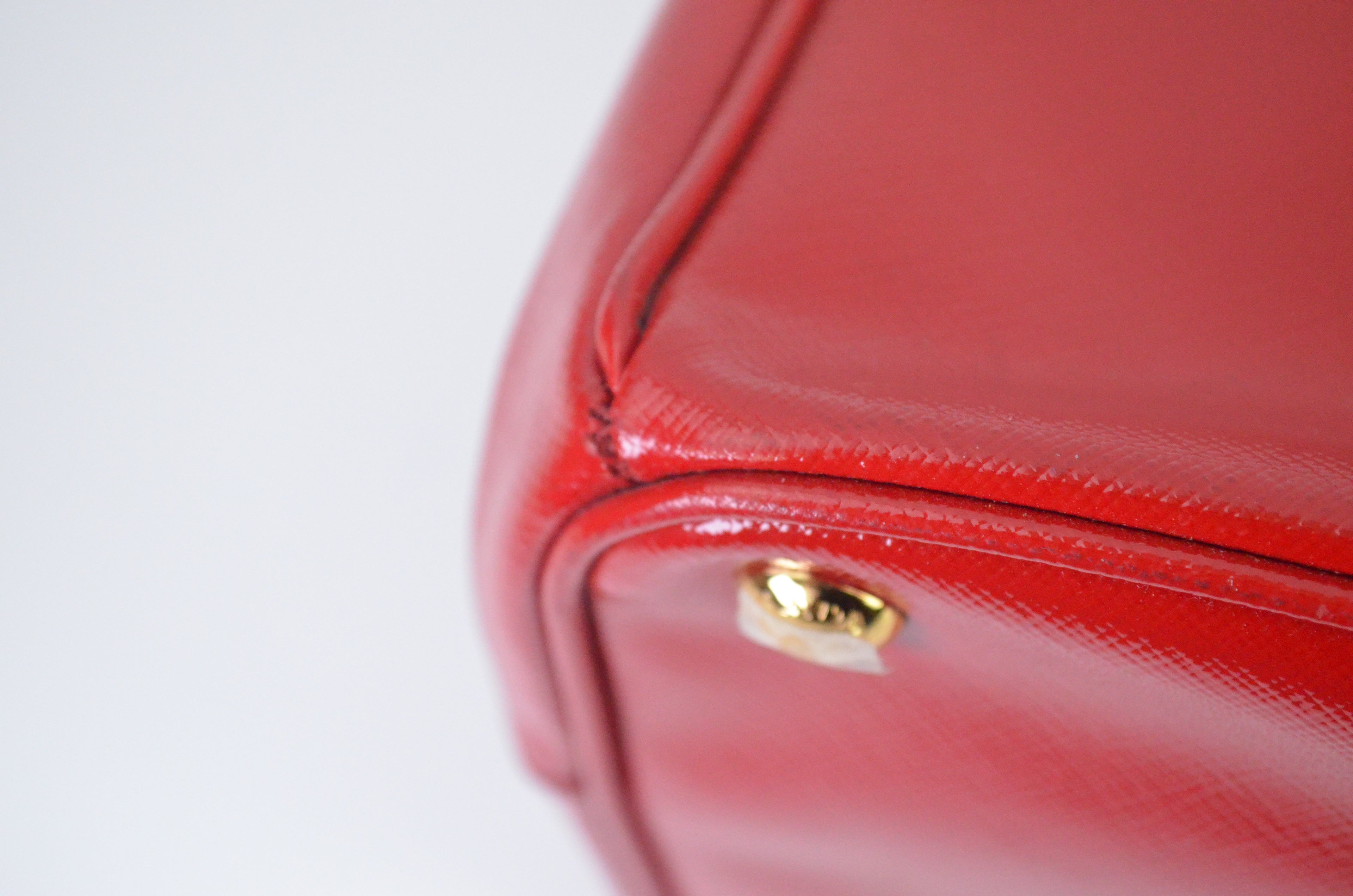 Prada Galleria Saffiano Leder