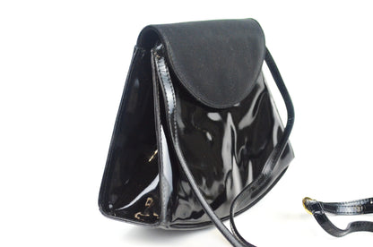 Salvatore Ferragamo Lackleder Umhängetasche