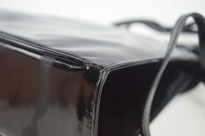 Salvatore Ferragamo Lackleder Umhängetasche