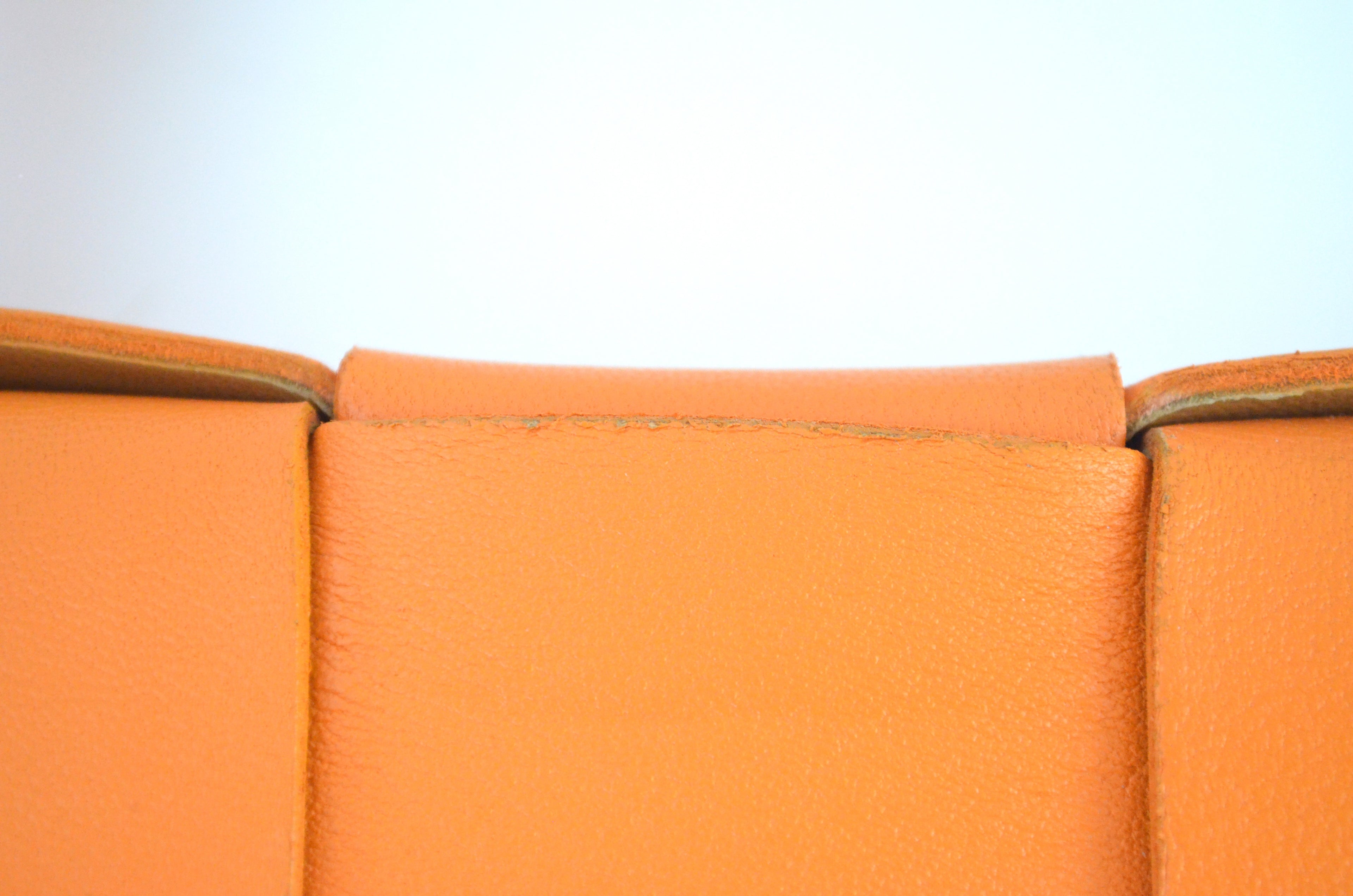 Bottega Veneta Intrecciato Camera Bag Umhängetasche Leder Orange