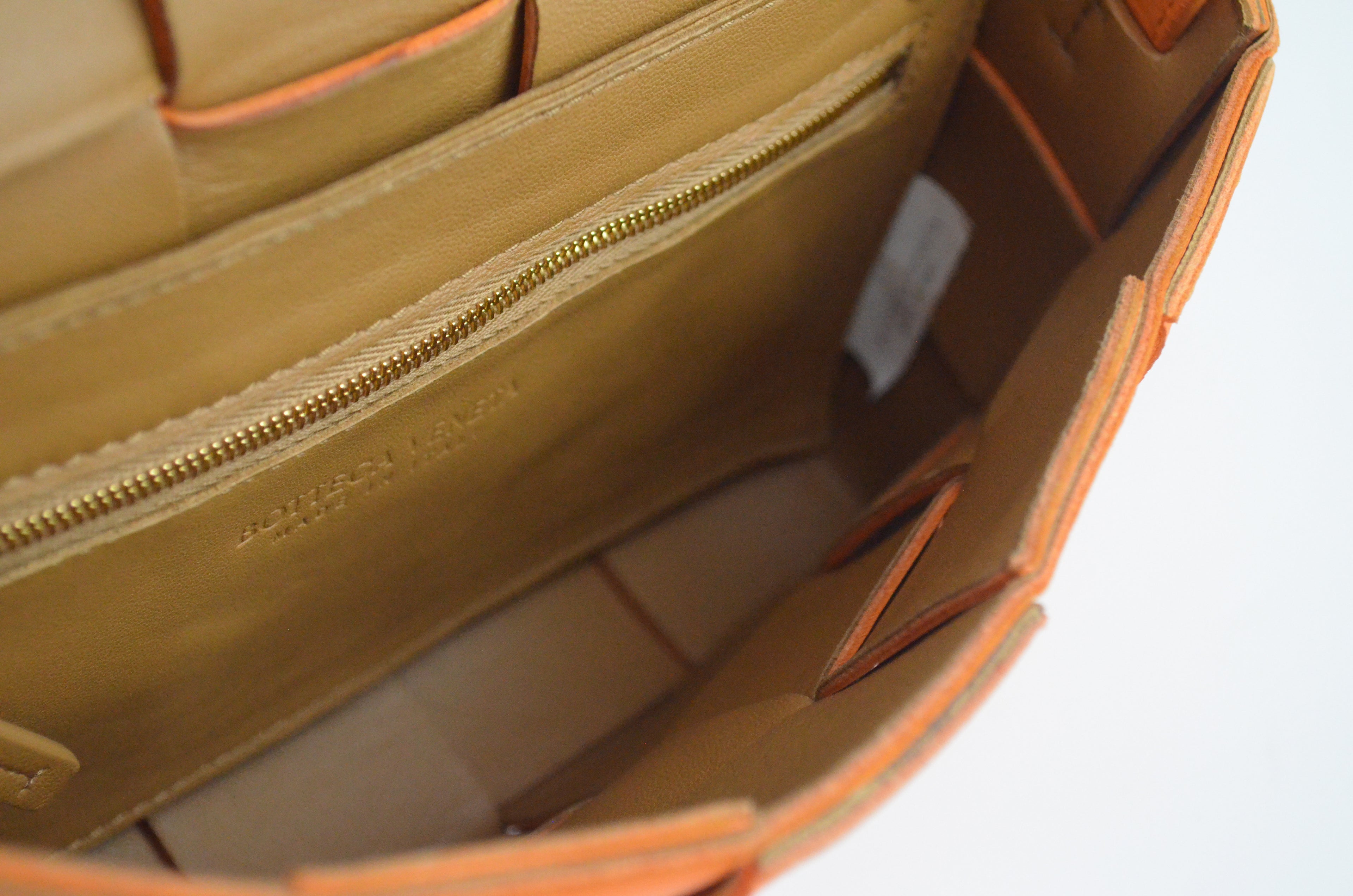 Bottega Veneta Intrecciato Camera Bag Umhängetasche Leder Orange