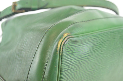 Louis Vuitton Noé Epi Leder