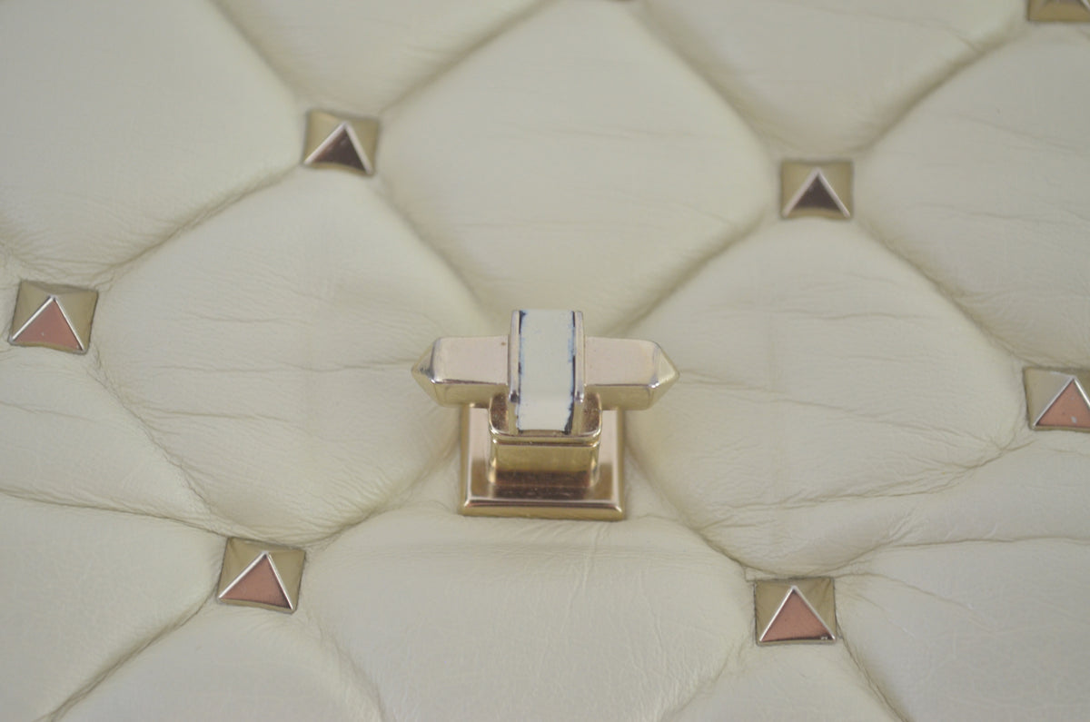 Valentino Garavani Rockstud Spike Shoulder Bag Light Ivory