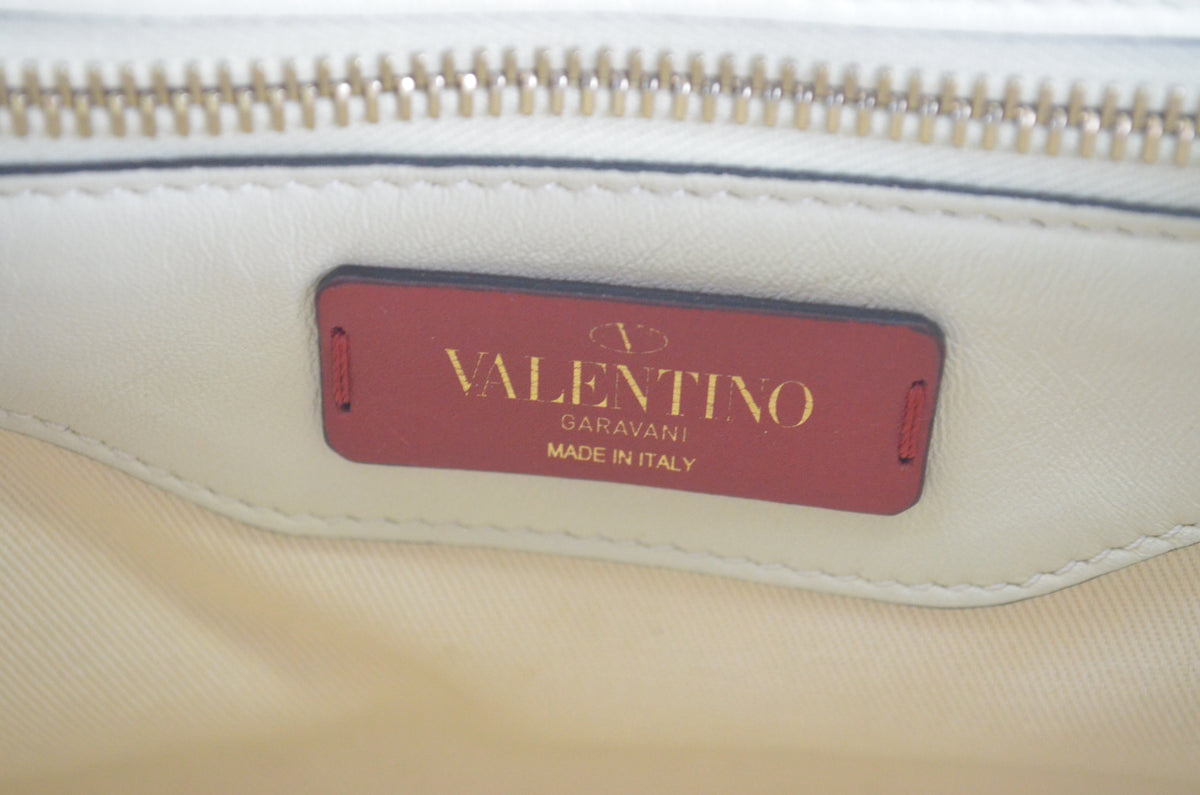 Valentino Garavani Rockstud Spike Shoulder Bag Light Ivory
