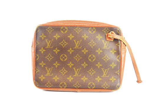 Louis Vuitton Clutch