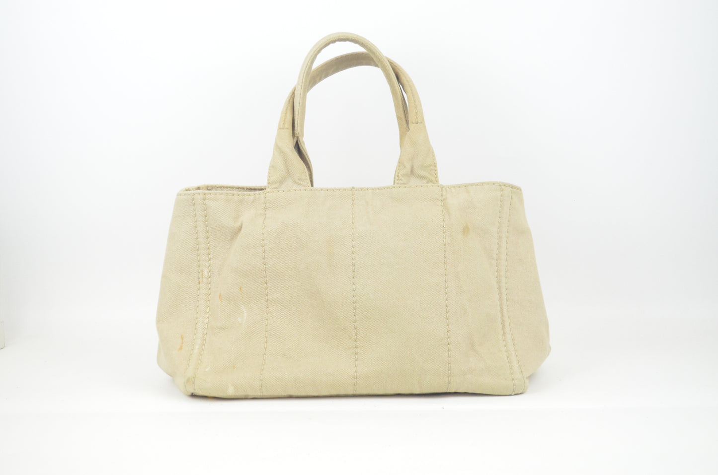 Prada Canapa