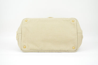 Prada Canapa