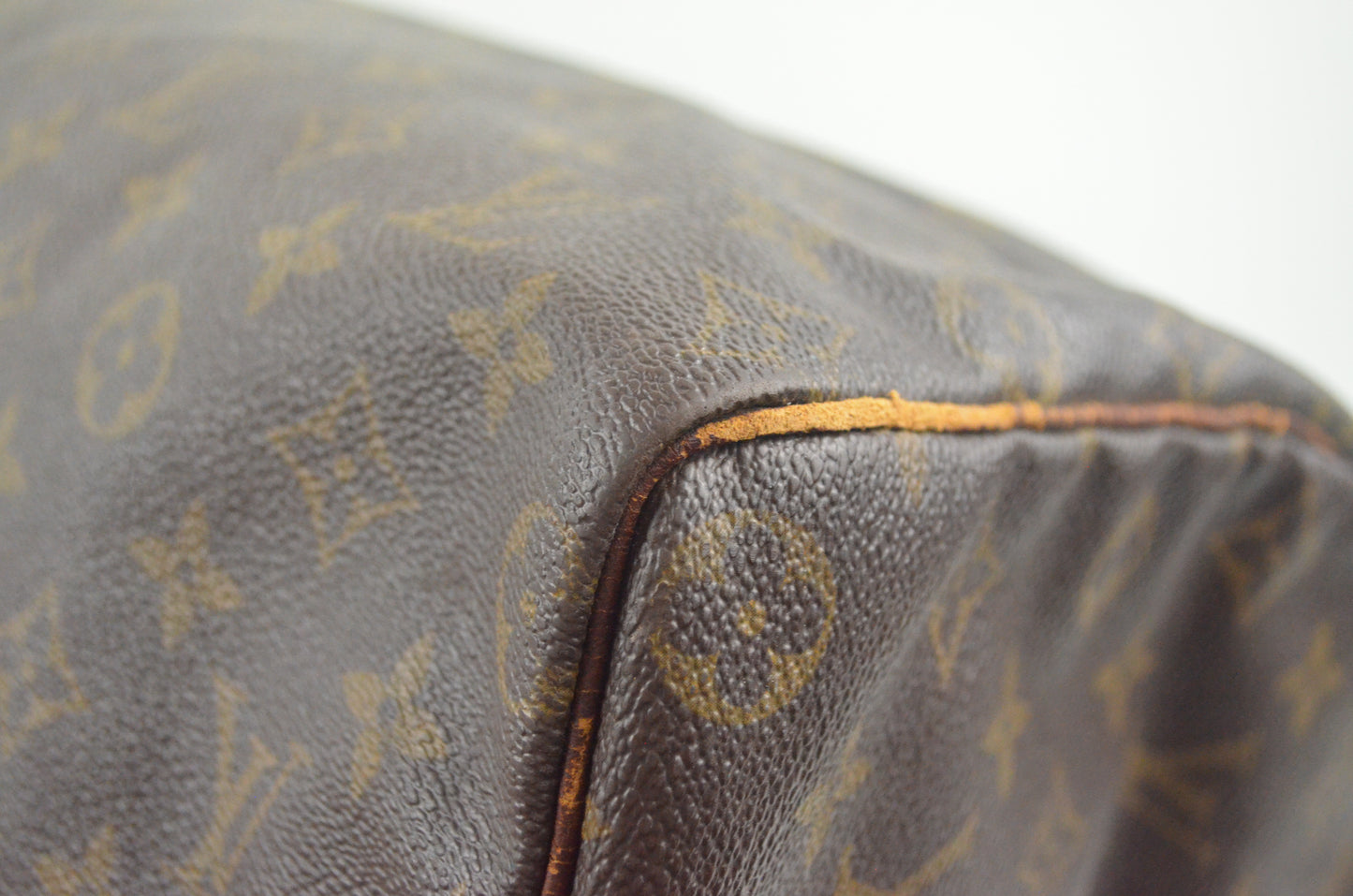 Louis Vuitton Speedy 40 Monogram Canvas