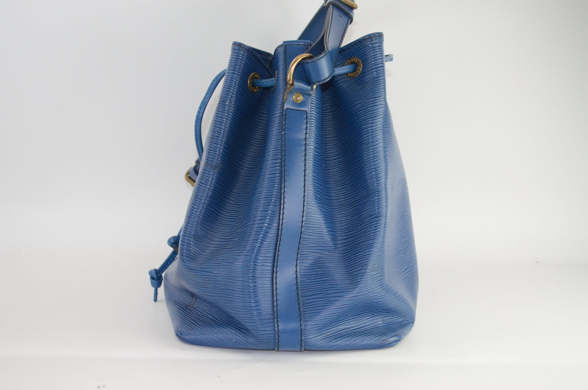 Louis Vuitton Petit Noé Epi Leder Toledo Blau
