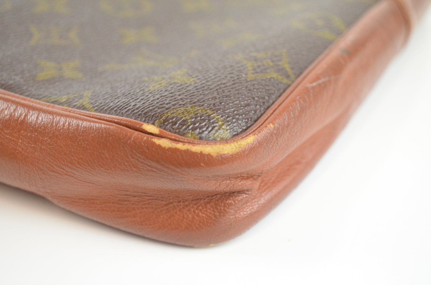 Louis Vuitton Clutch
