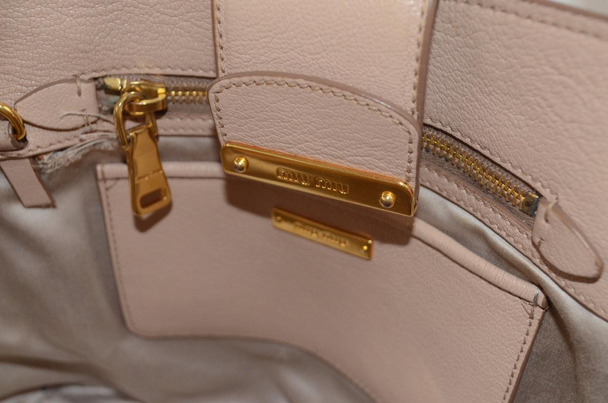 Miu Miu Madras Pushlock Tote Handtasche Leder Beige