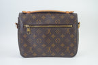 Louis Vuitton Pochette Metis