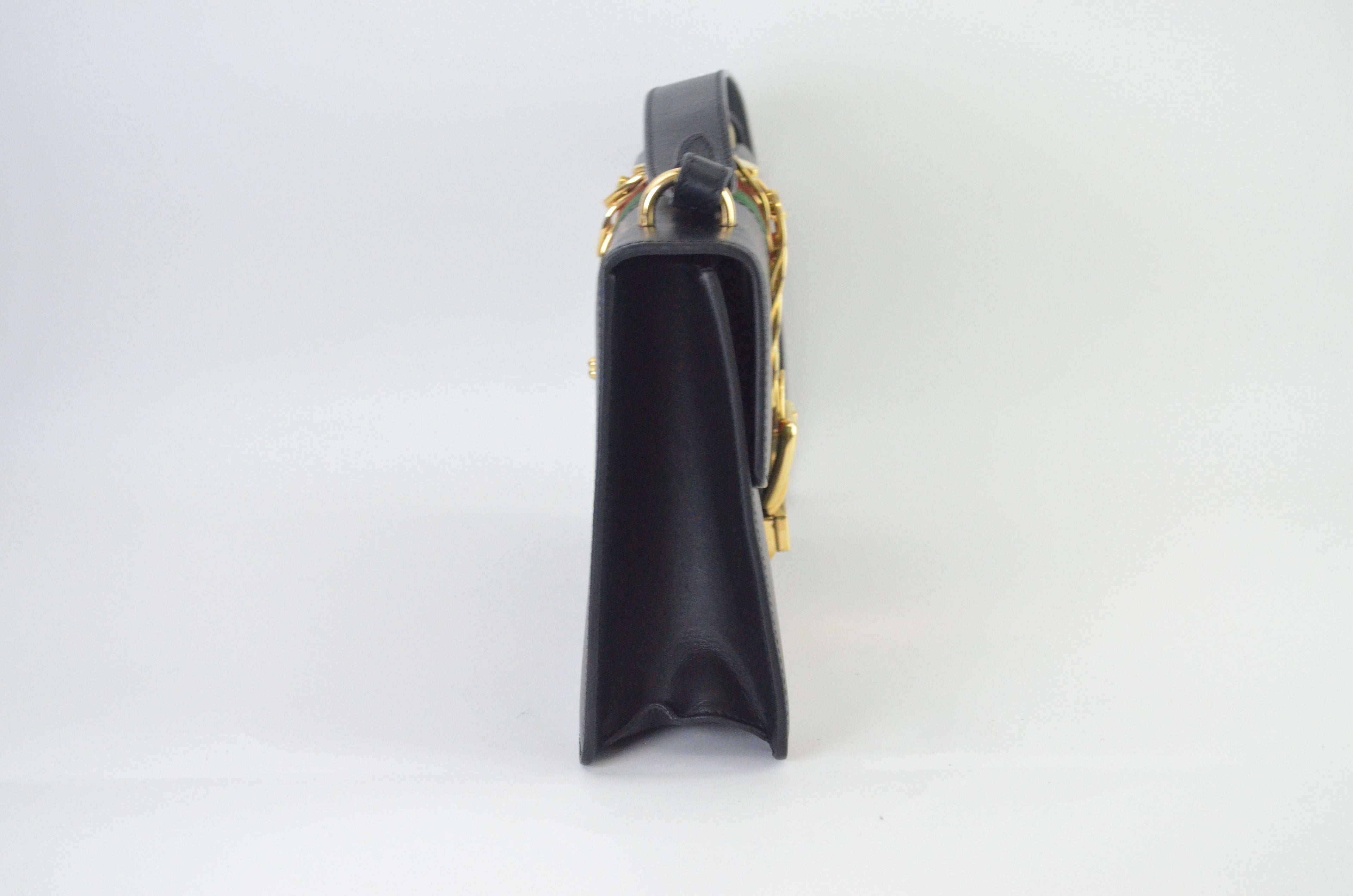 Gucci Sylvie Schultertasche Leder Schwarz mit Webstreifen