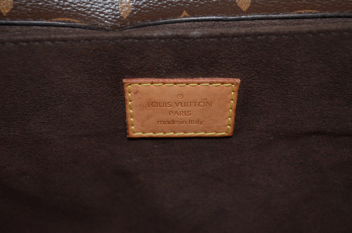 Louis Vuitton Pochette Métis Monogram Canvas Braun
