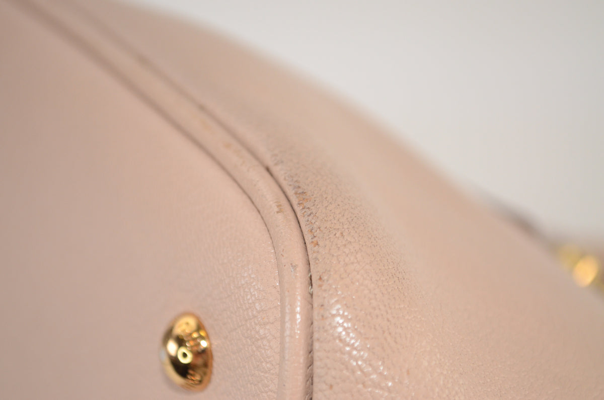 Miu Miu Madras Pushlock Tote Handtasche Leder Beige