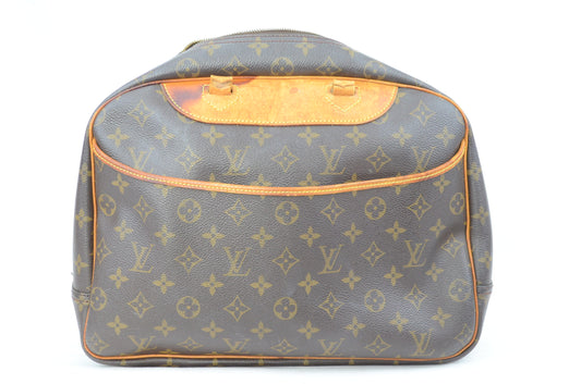 Louis Vuitton Deauville Monogram Canvas