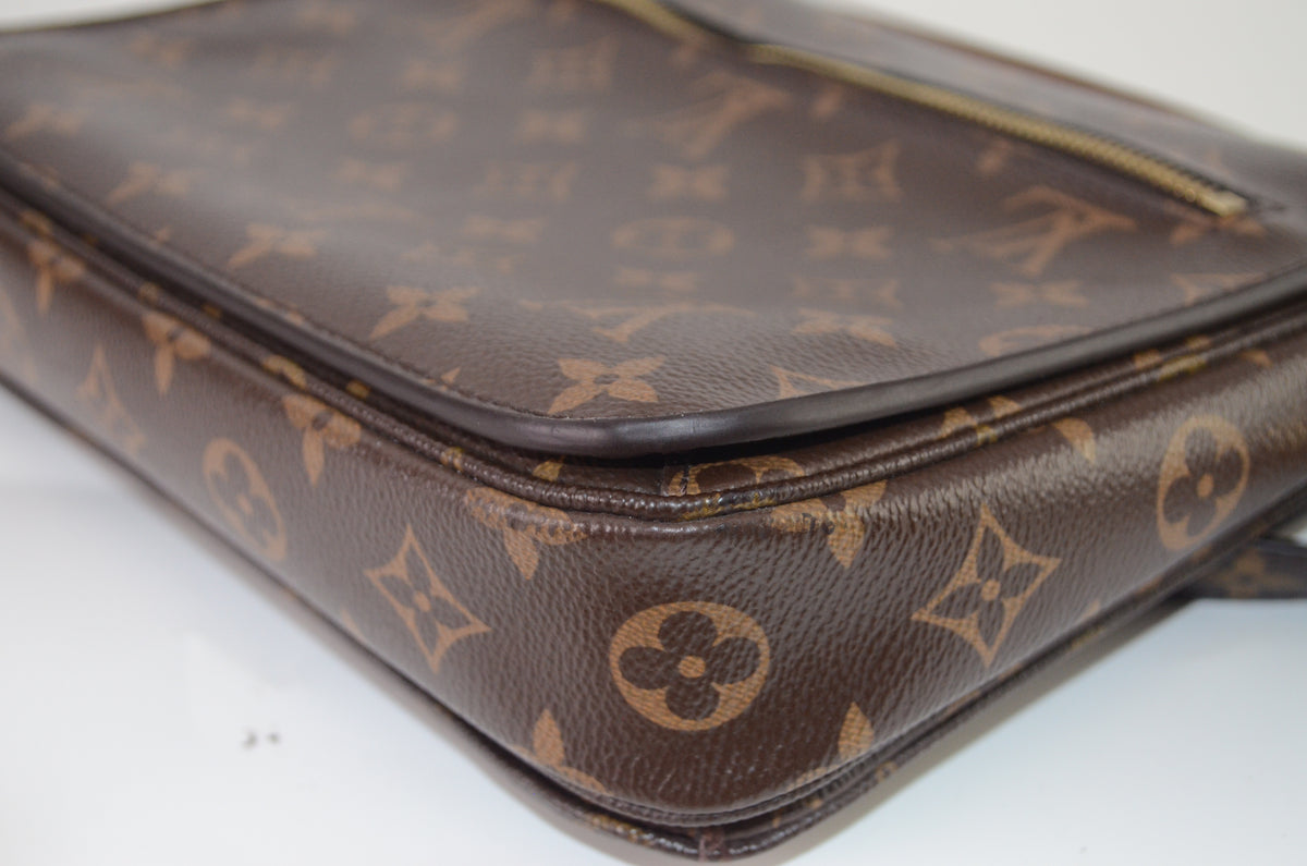 Louis Vuitton Pochette Métis Monogram Canvas Braun