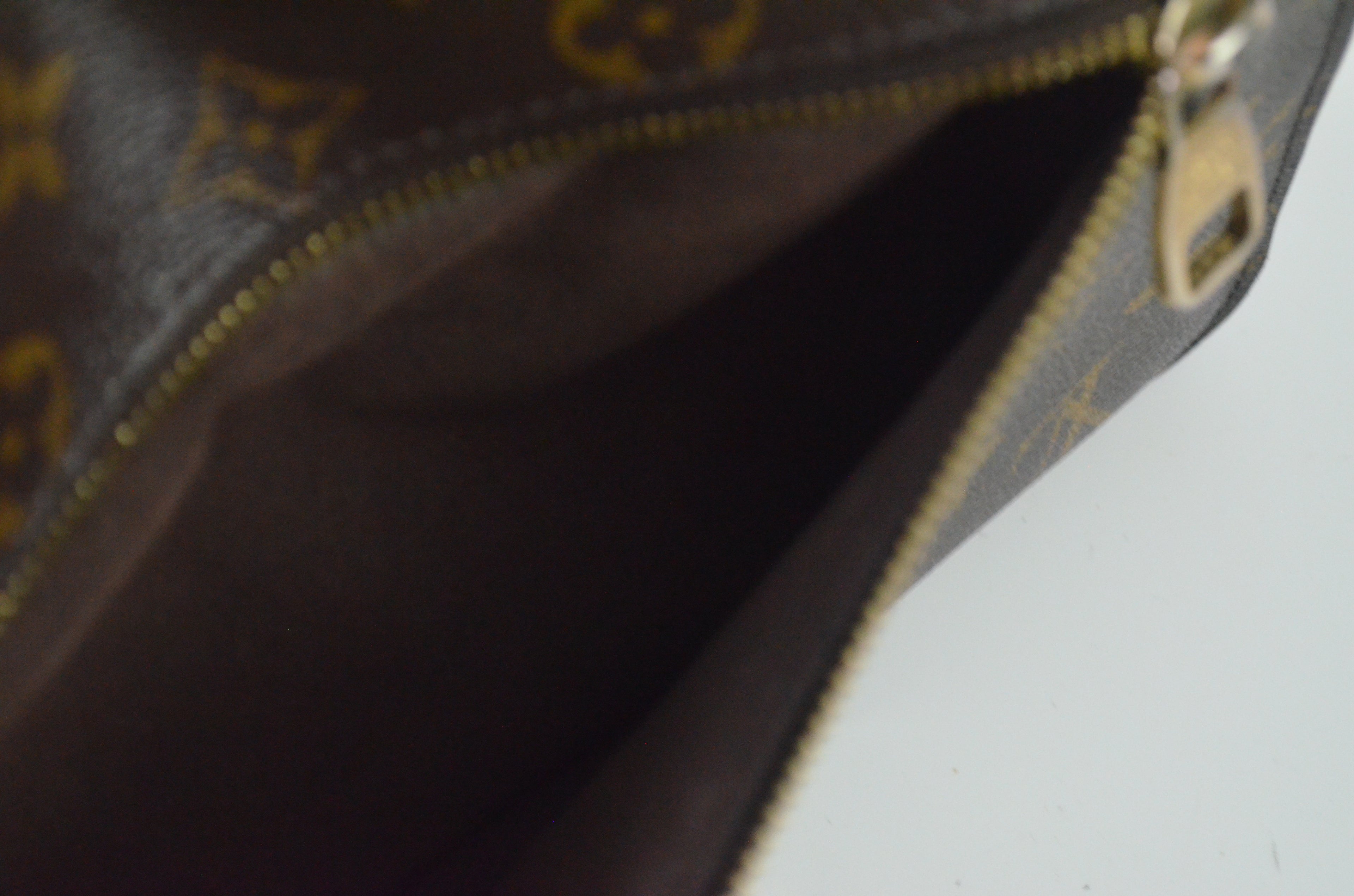 Louis Vuitton Pochette Metis