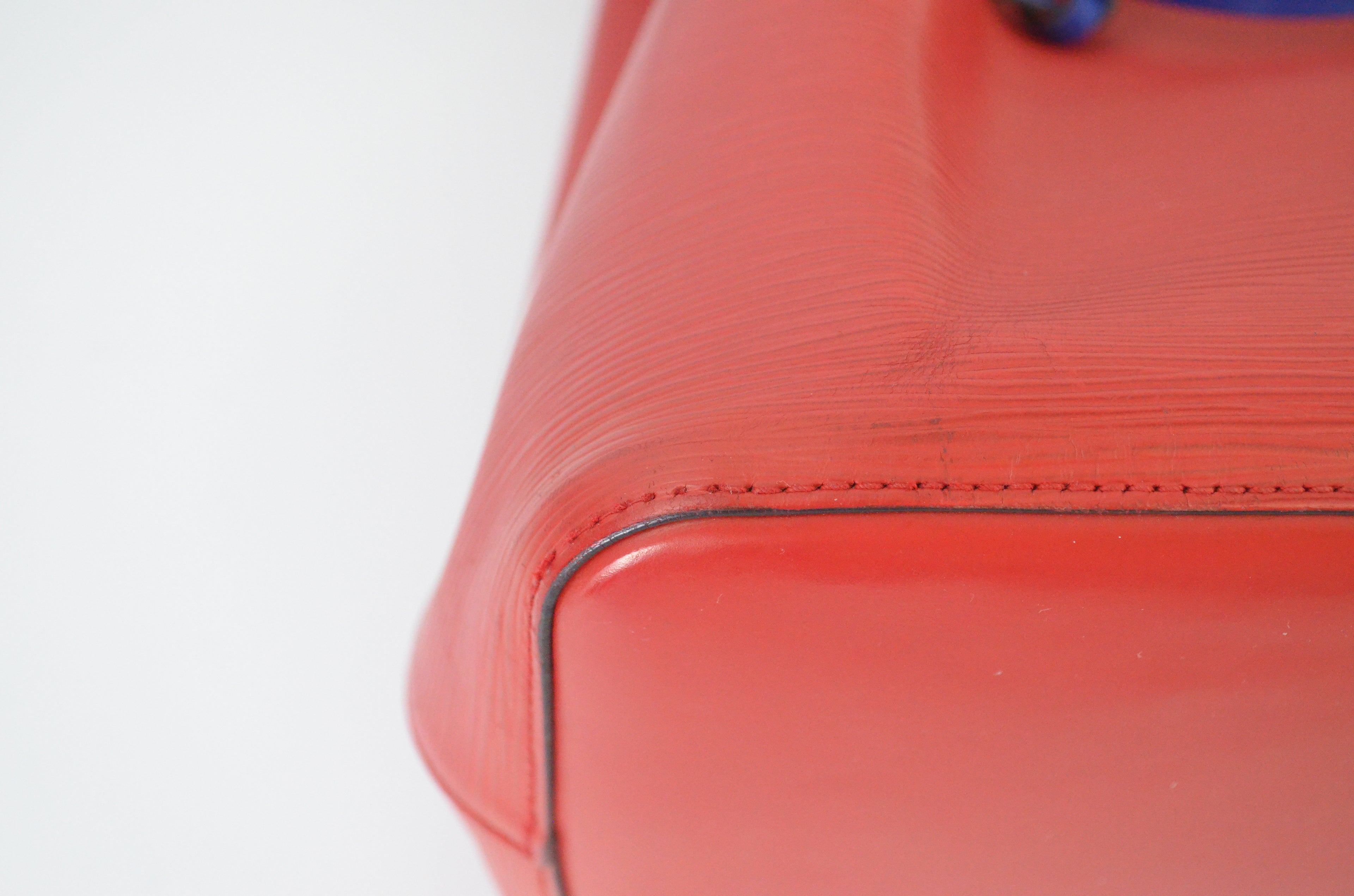 Louis Vuitton NéoNoé Epi Leder rot