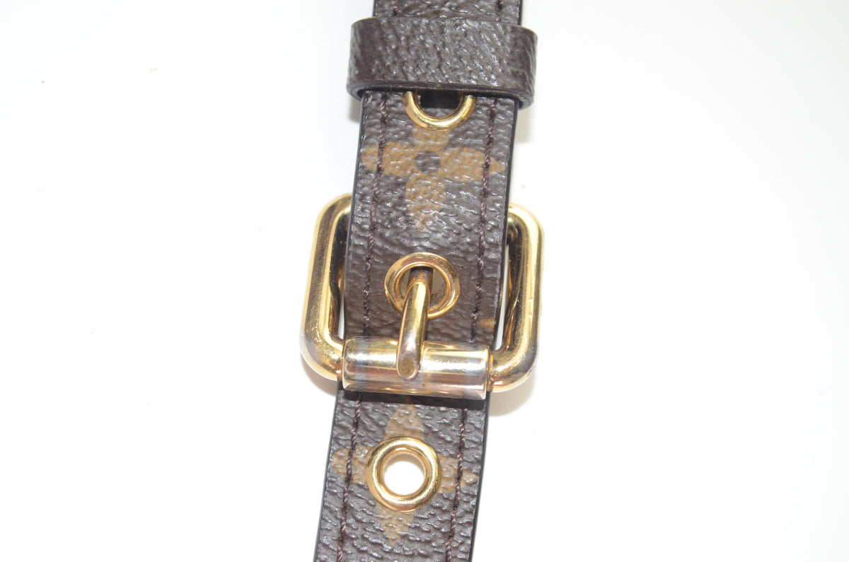 Louis Vuitton Pochette Métis Monogram Canvas Braun