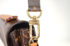 Louis Vuitton Pochette Métis Monogram Canvas Braun