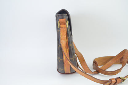 Louis Vuitton Chantilly