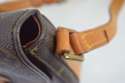 Louis Vuitton Chantilly