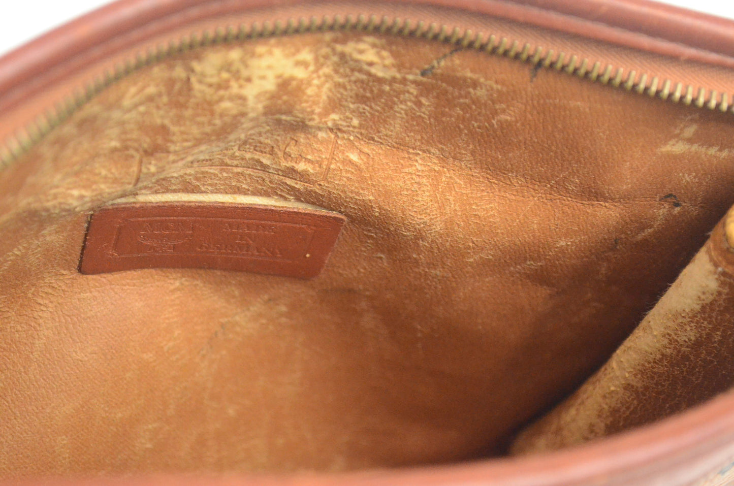 MCM Clutch