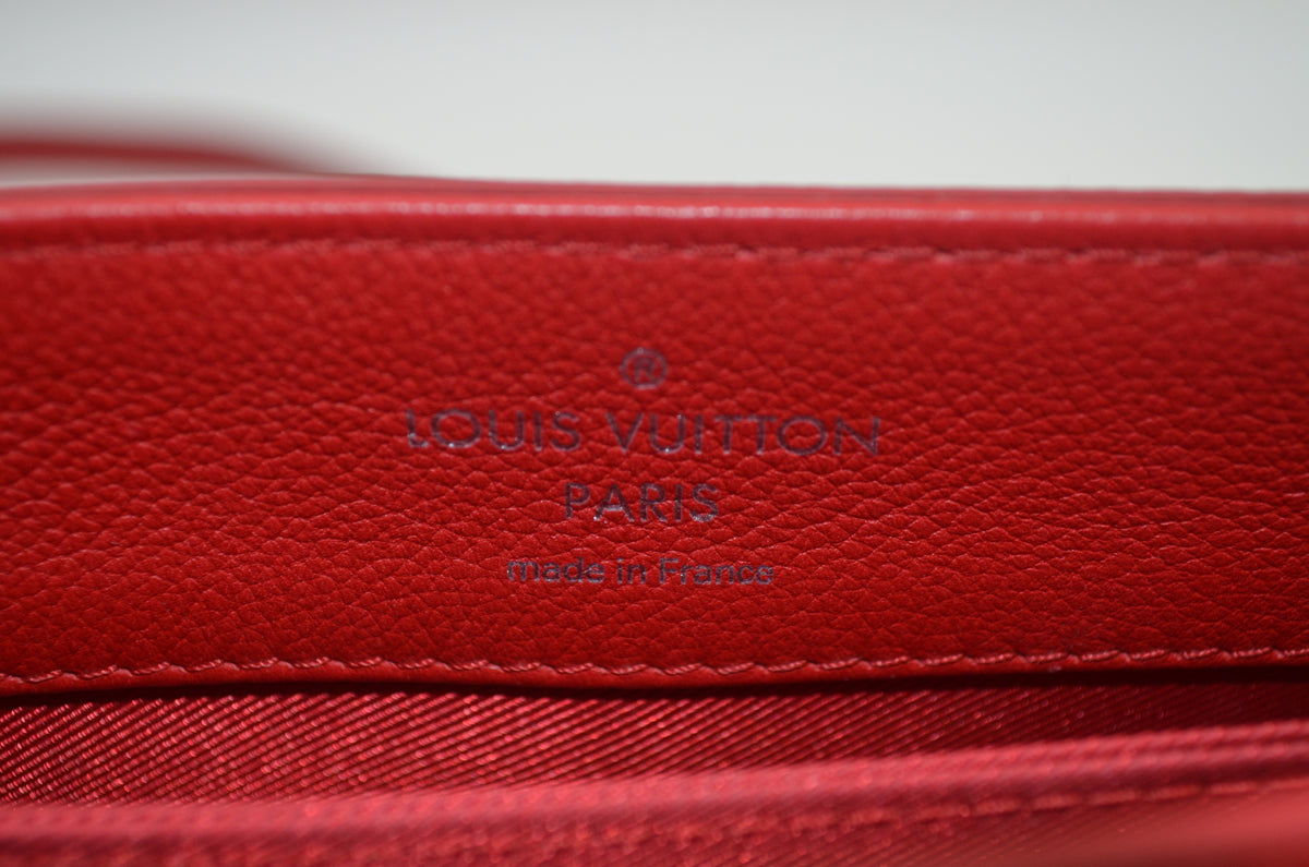 Louis Vuitton Lockme II Leder Rot